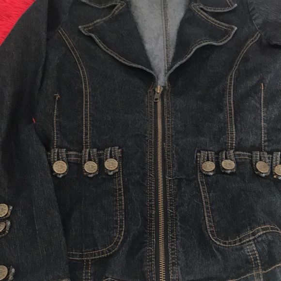 Gorgeous jean jacket by Bisou Bisou - Picture 6 of 9